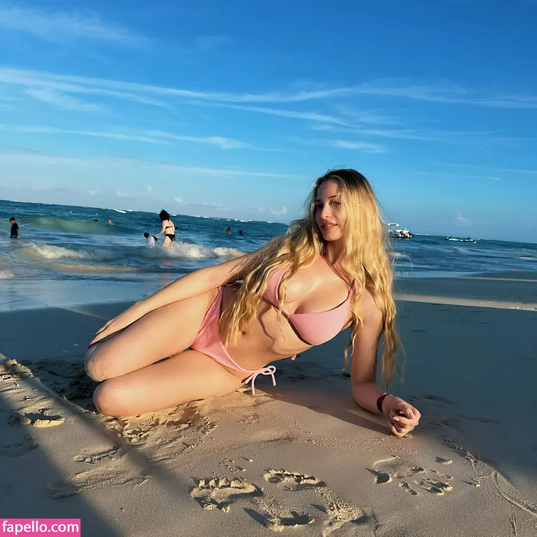 Sophia Diamond Onlyfans Photo Gallery 