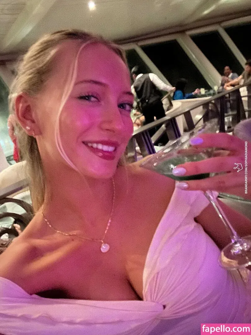 Sophia Diamond Onlyfans Photo Gallery 