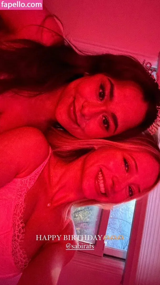 Sophia Diamond Onlyfans Photo Gallery 