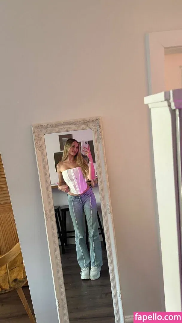 Sophia Diamond Onlyfans Photo Gallery 