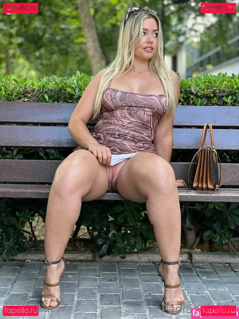 Paola Skye Onlyfans Photo Gallery 