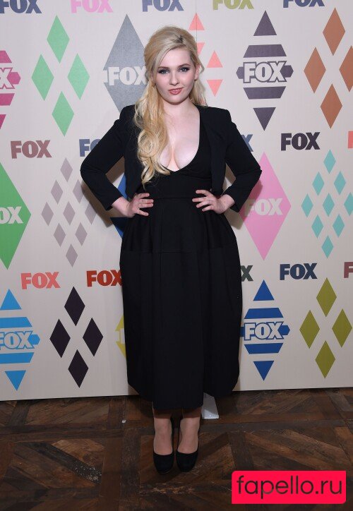 Abigail Breslin Nude Onlyfans Photo 6