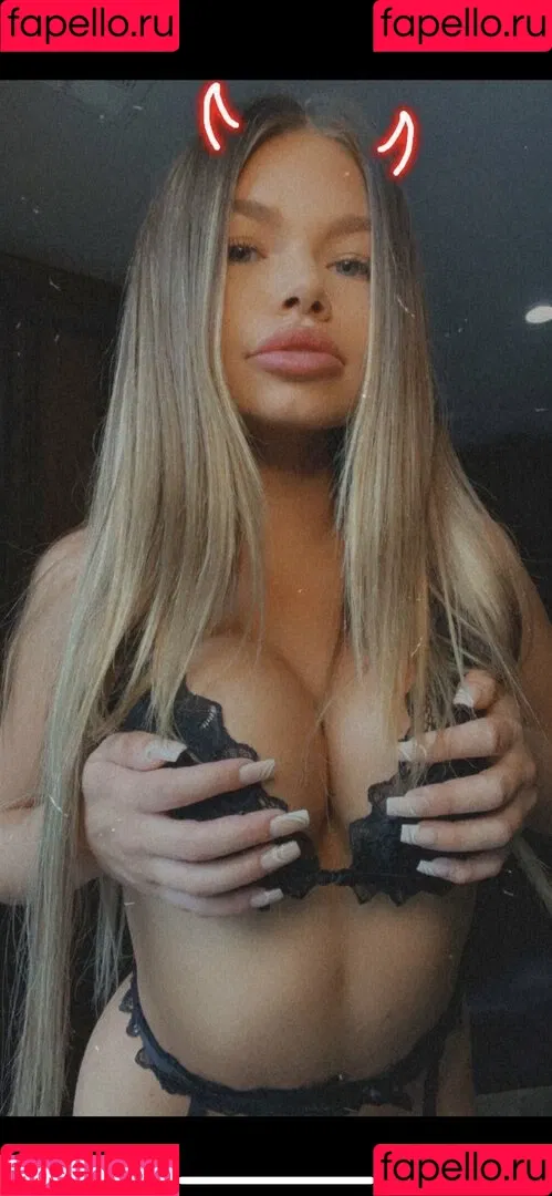 Sydney Raines Onlyfans Photo Gallery 