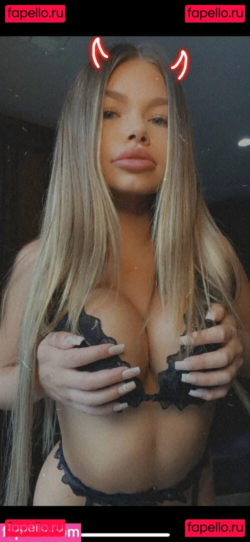 Sydney Raines Onlyfans Photo Gallery 