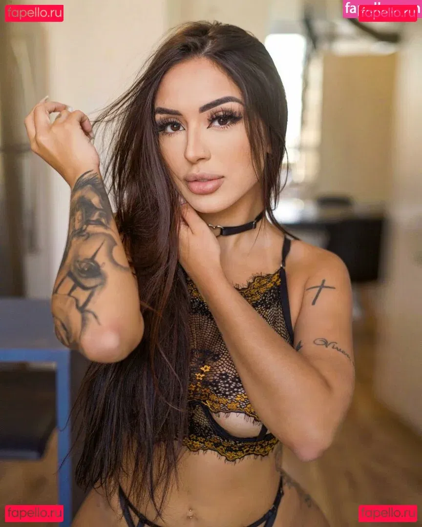 Bruna Corradini Onlyfans Photo Gallery 