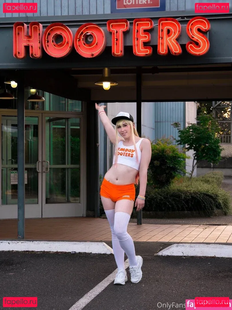 Shiri Allwood Onlyfans Photo Gallery 