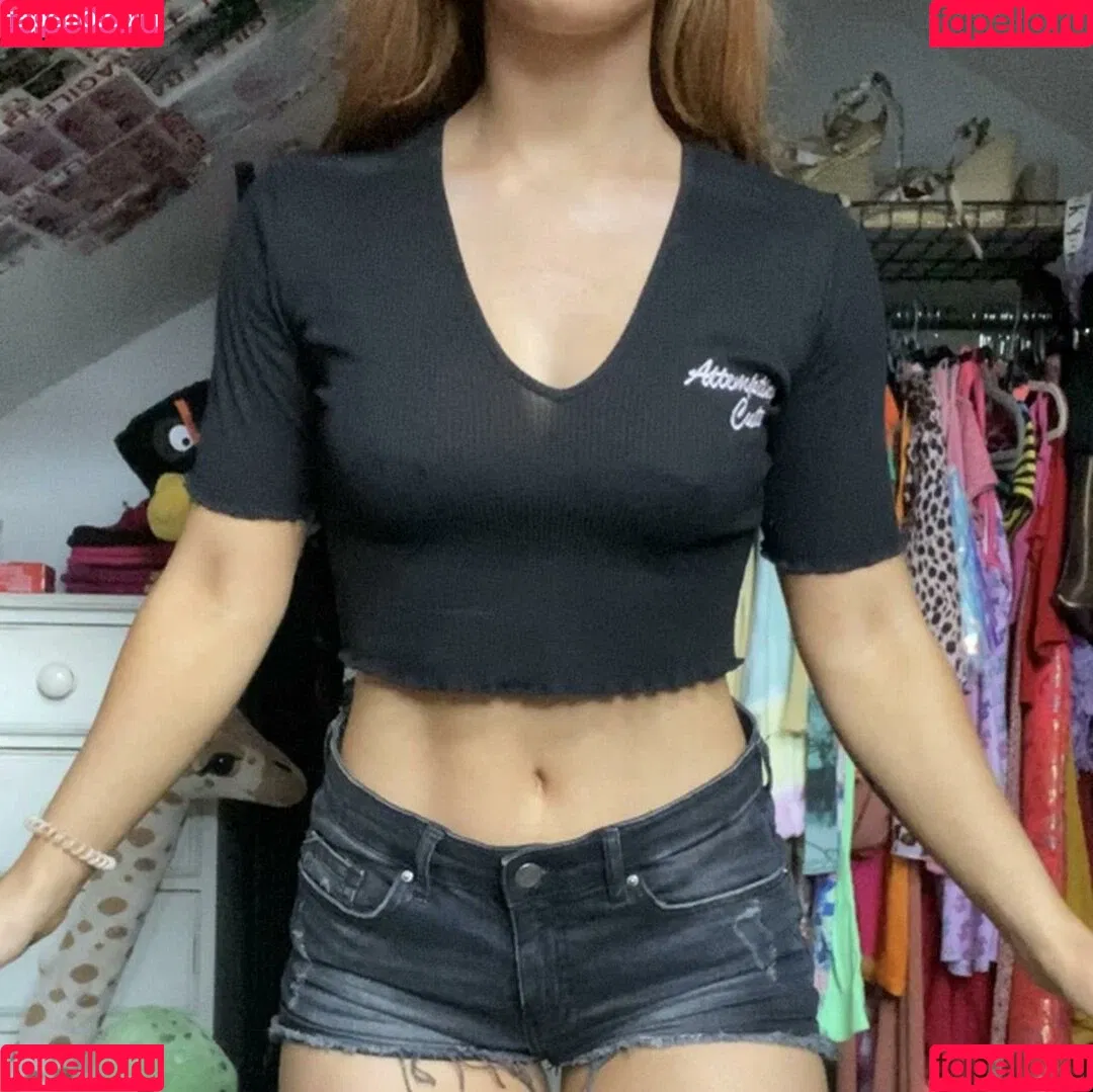 Maisie Smith Onlyfans Photo Gallery 