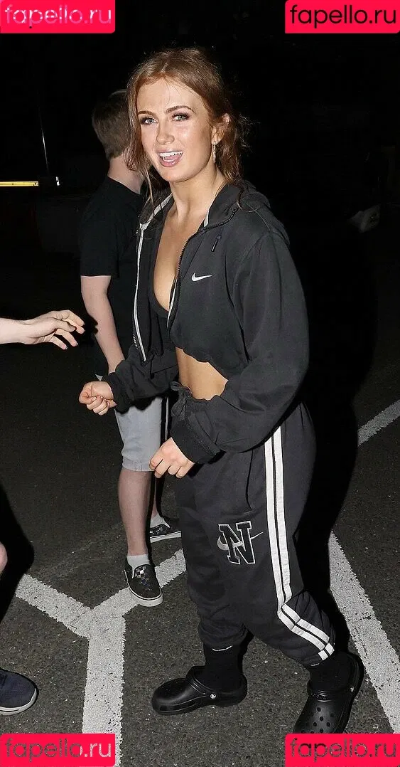 Maisie Smith Onlyfans Photo Gallery 