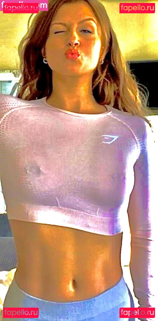 Maisie Smith Onlyfans Photo Gallery 