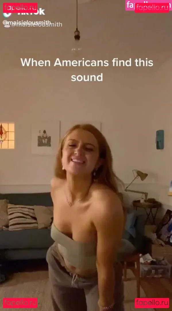 Maisie Smith Onlyfans Photo Gallery 