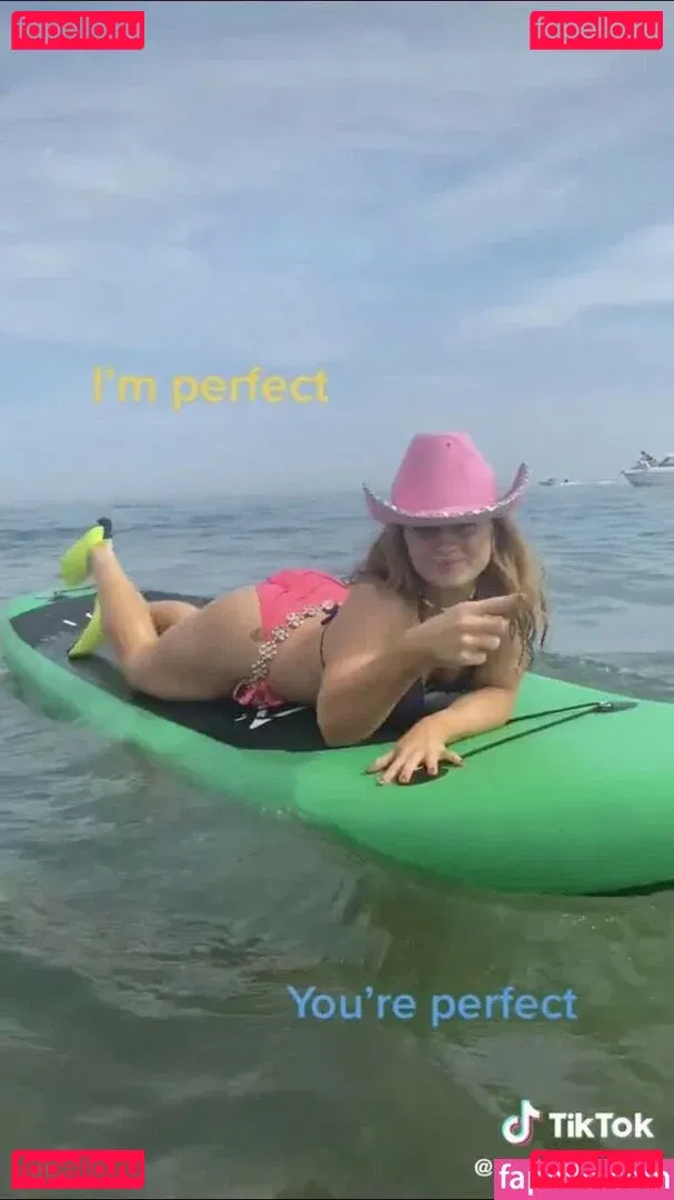 Maisie Smith Onlyfans Photo Gallery 