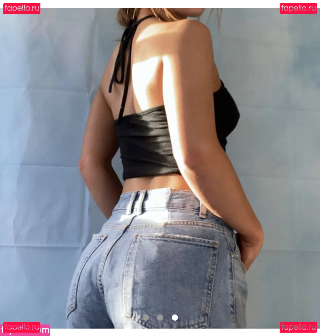 Maisie Smith Onlyfans Photo Gallery 