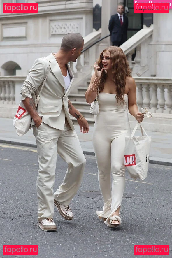 Maisie Smith Onlyfans Photo Gallery 