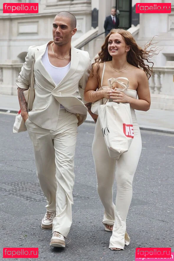 Maisie Smith Onlyfans Photo Gallery 