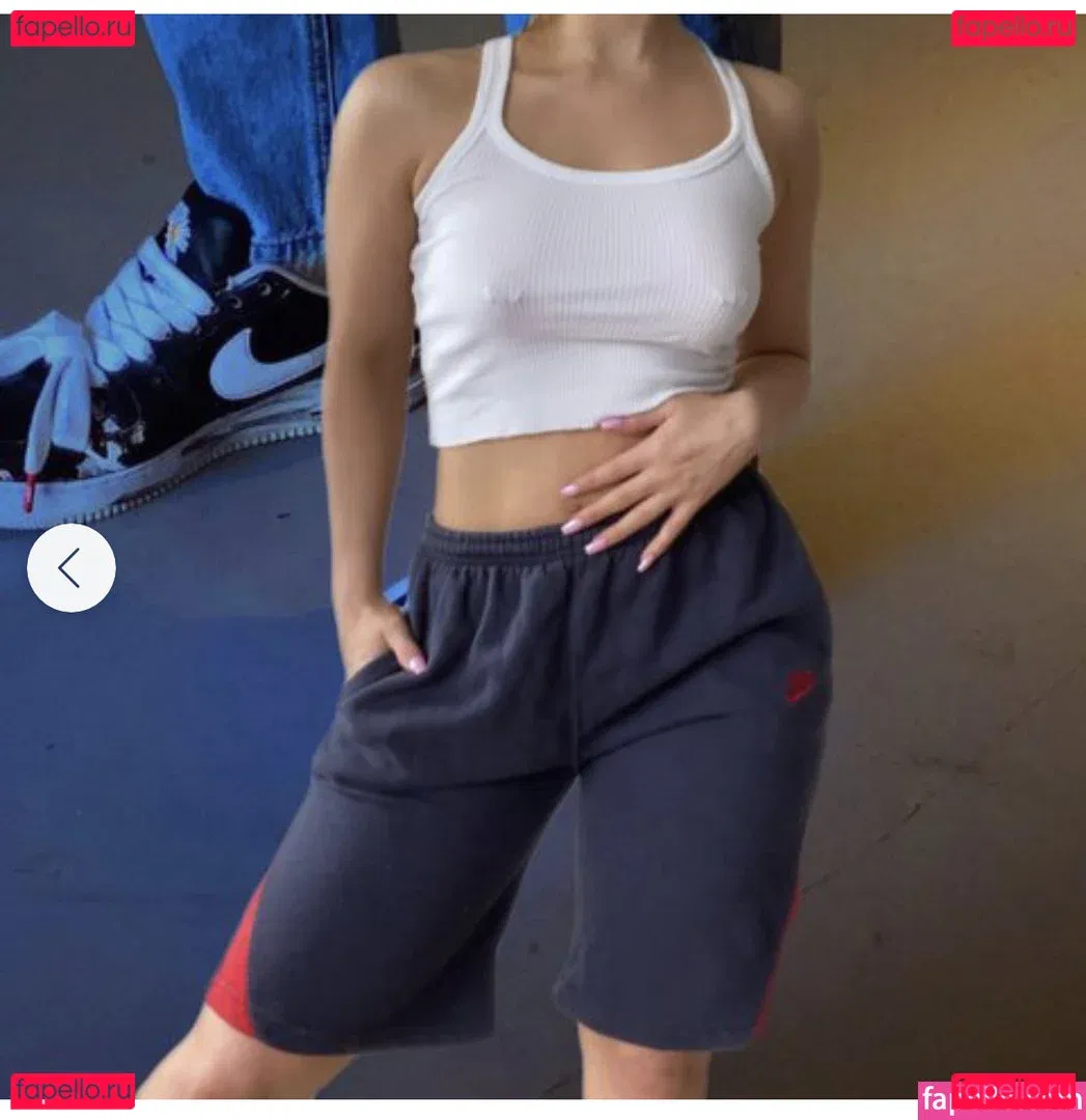 Maisie Smith Onlyfans Photo Gallery 