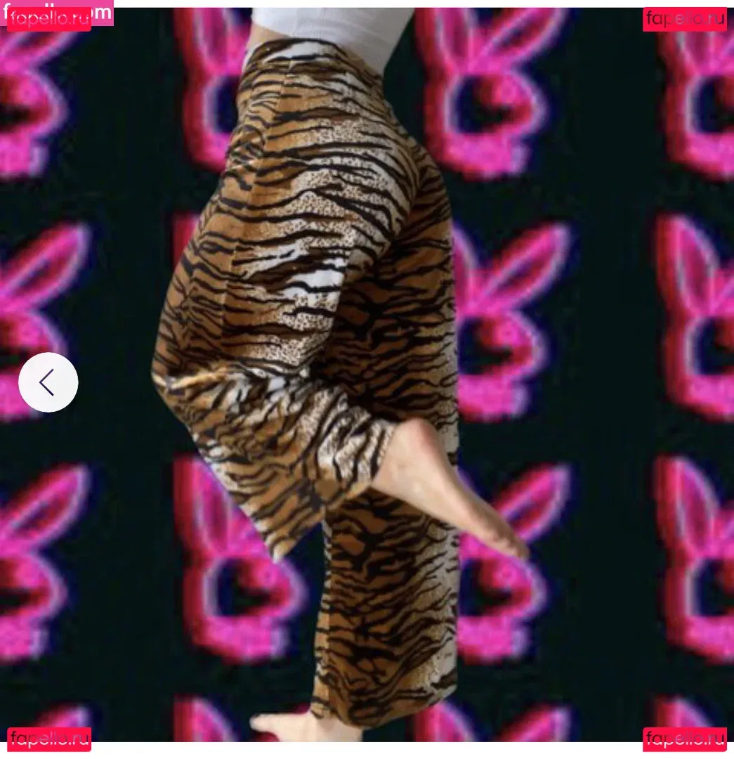 Maisie Smith Onlyfans Photo Gallery 