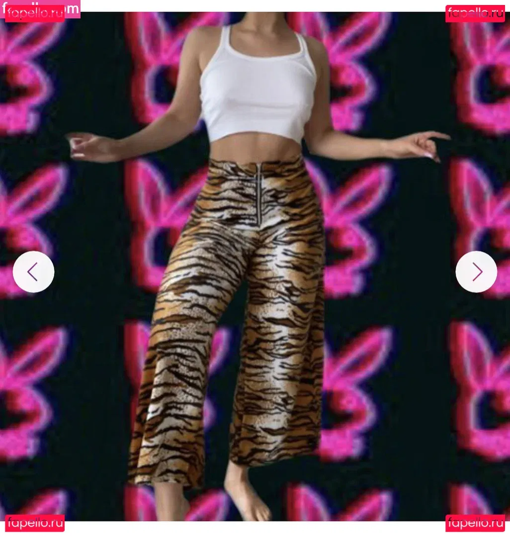 Maisie Smith Onlyfans Photo Gallery 