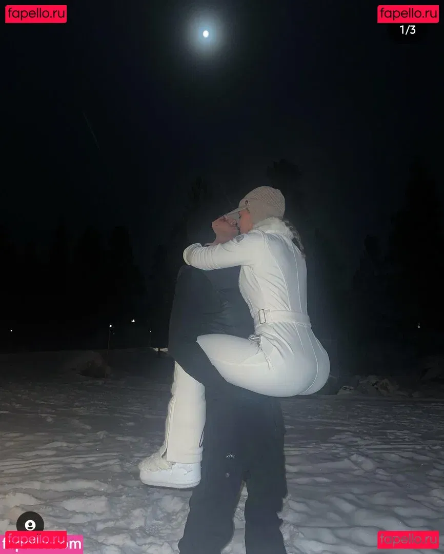 Maisie Smith Onlyfans Photo Gallery 