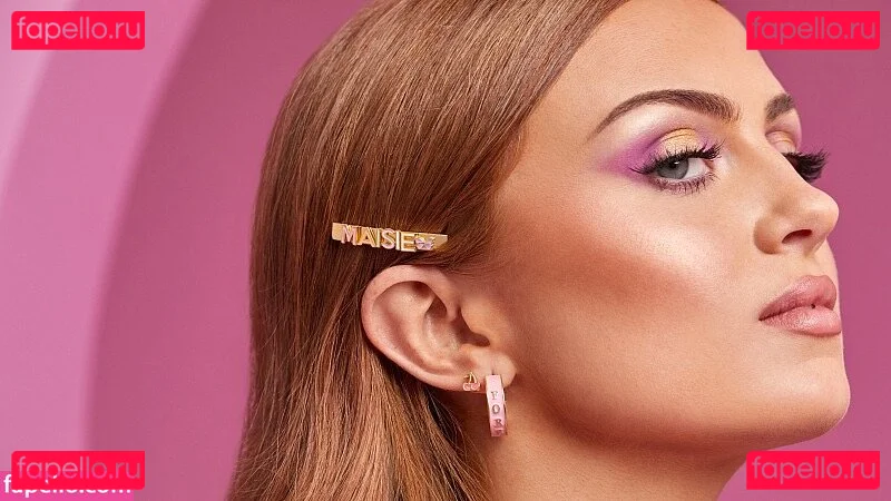 Maisie Smith Onlyfans Photo Gallery 