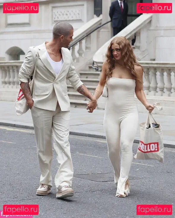 Maisie Smith Onlyfans Photo Gallery 