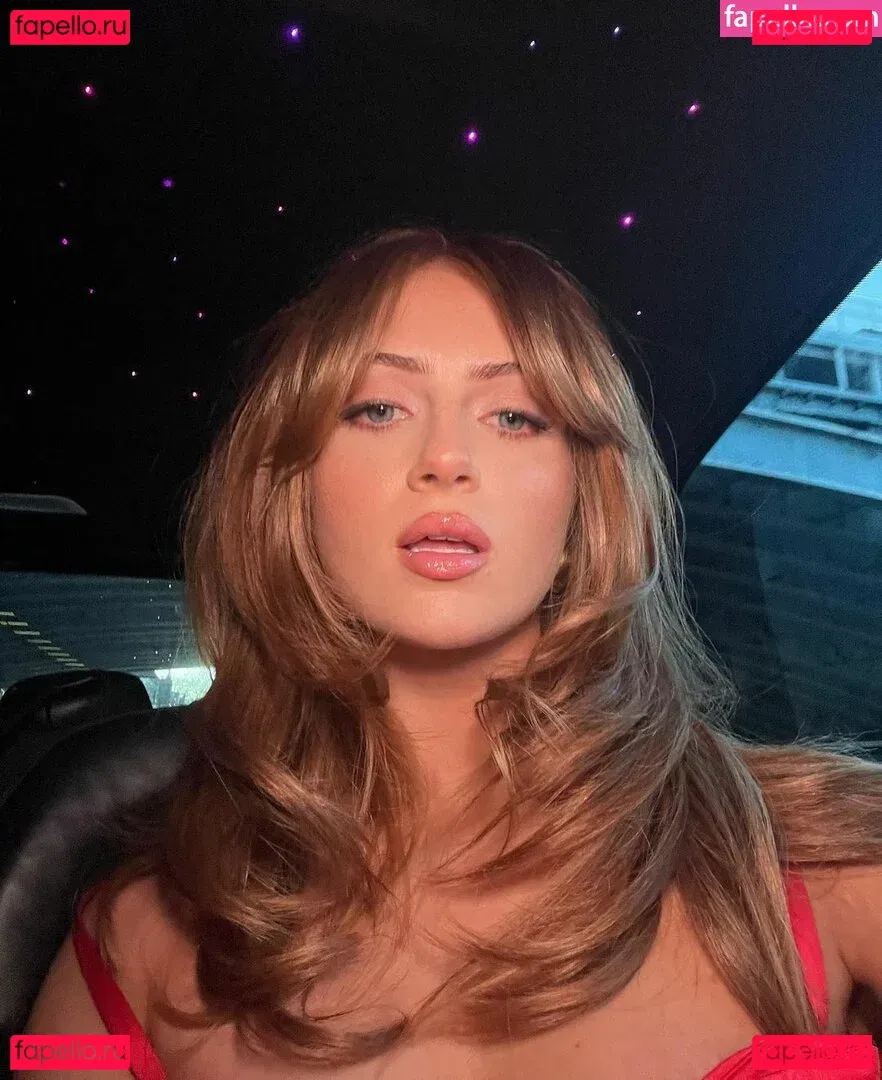 Maisie Smith Onlyfans Photo Gallery 