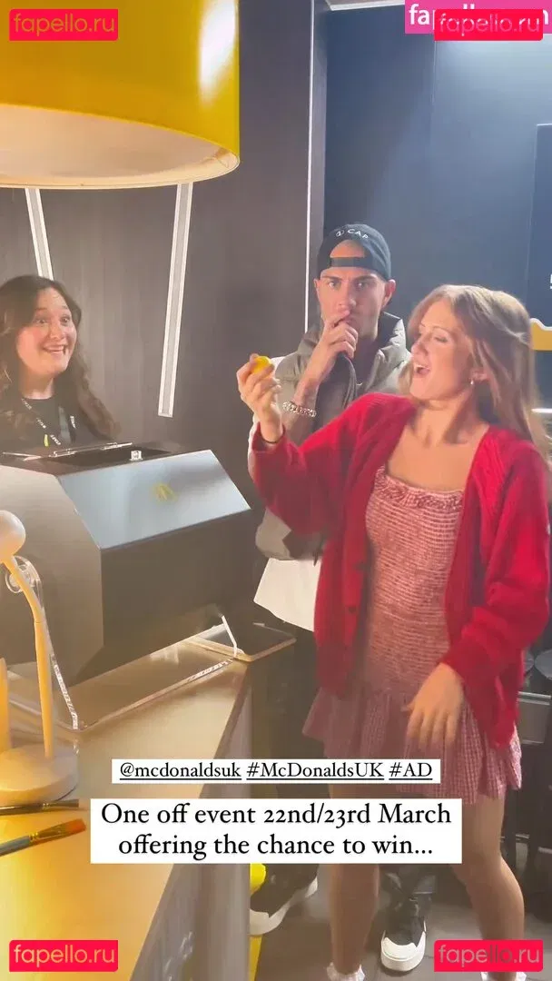 Maisie Smith Onlyfans Photo Gallery 