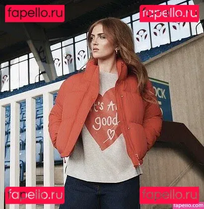 Maisie Smith Onlyfans Photo Gallery 