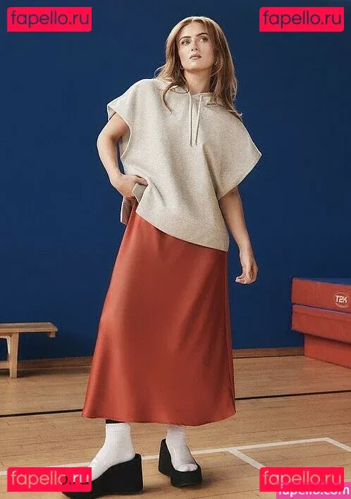 Maisie Smith Onlyfans Photo Gallery 