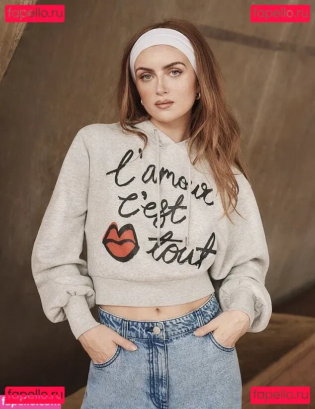 Maisie Smith Onlyfans Photo Gallery 