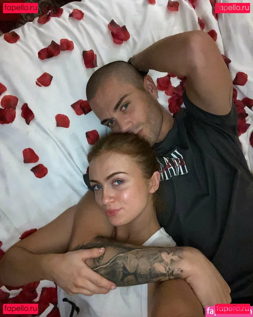 Maisie Smith Onlyfans Photo Gallery 