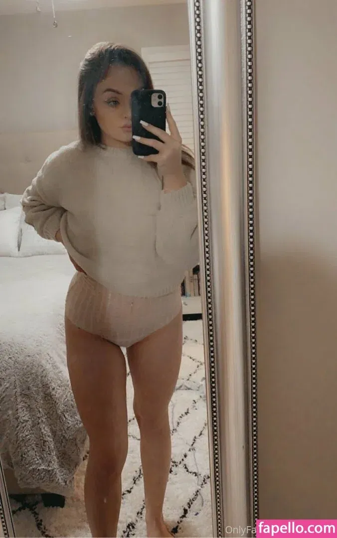 alorafree Onlyfans Photo Gallery 