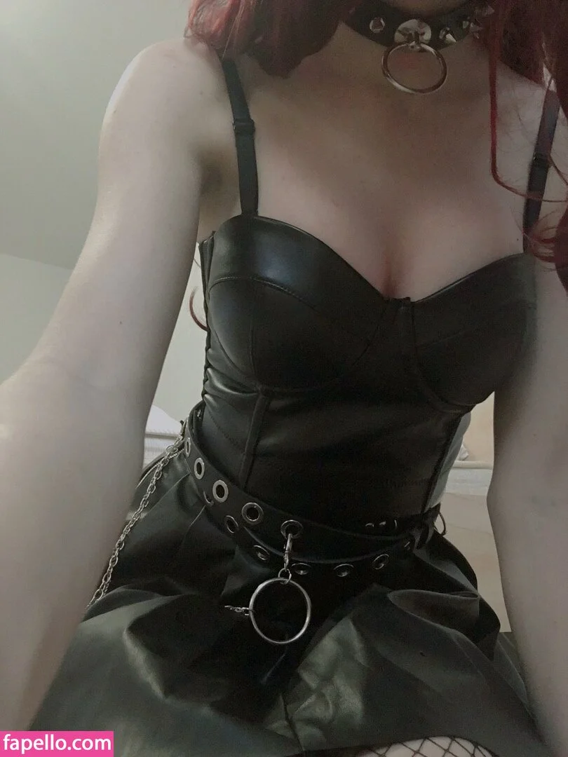 Penkarui Onlyfans Photo Gallery 