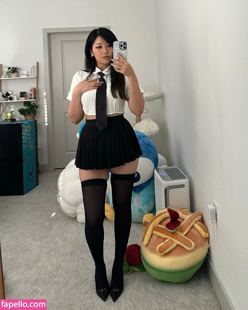 Heyminu Onlyfans Photo Gallery 