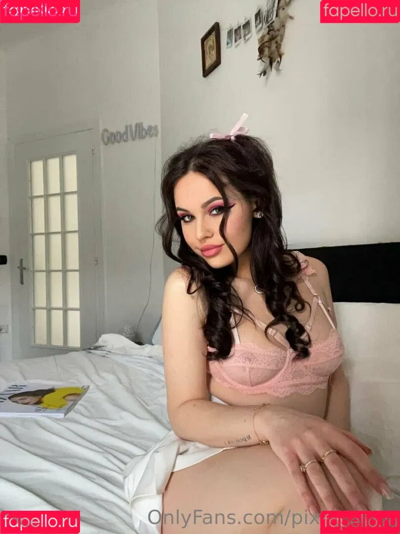 pixie_polly Onlyfans Photo Gallery 