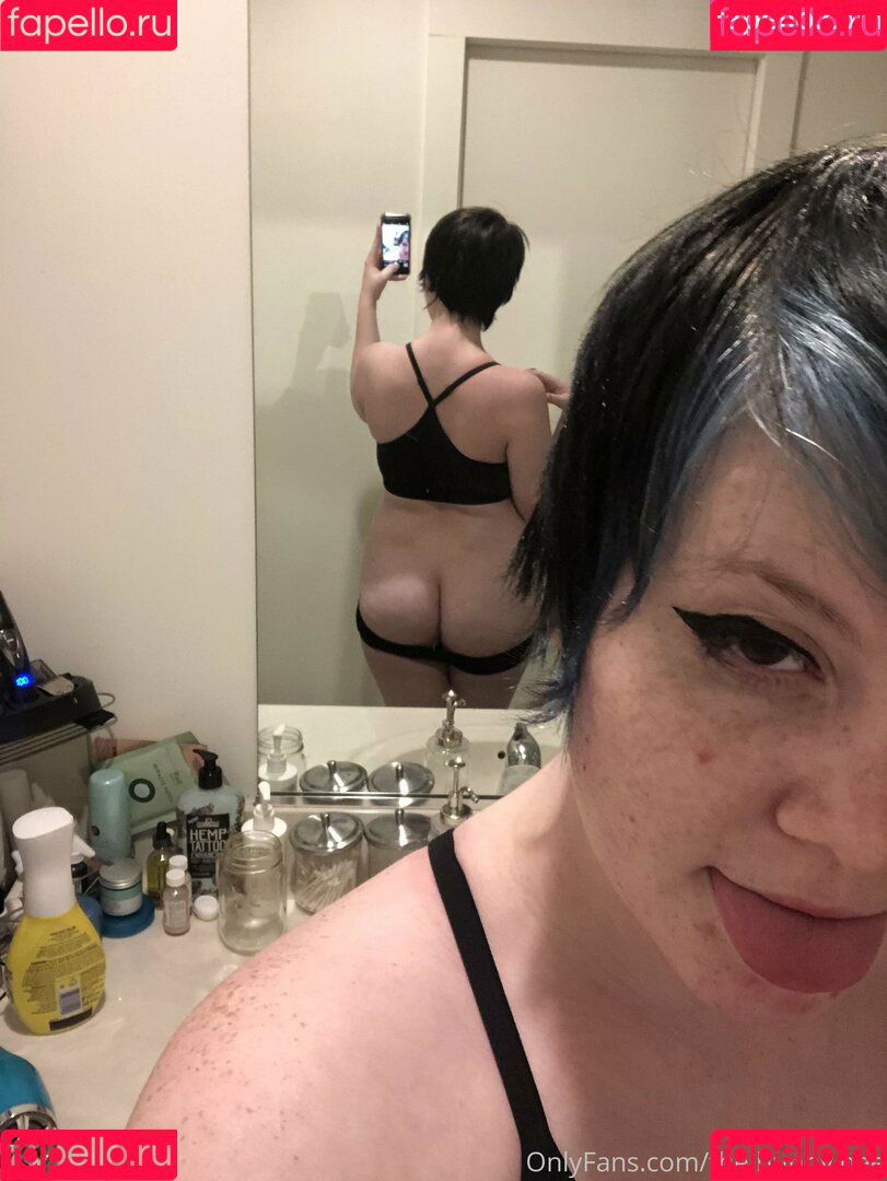 The.bunny.bee Onlyfans Photo Gallery 