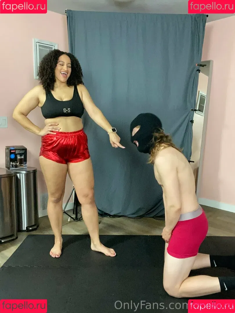 qingkk Onlyfans Photo Gallery 