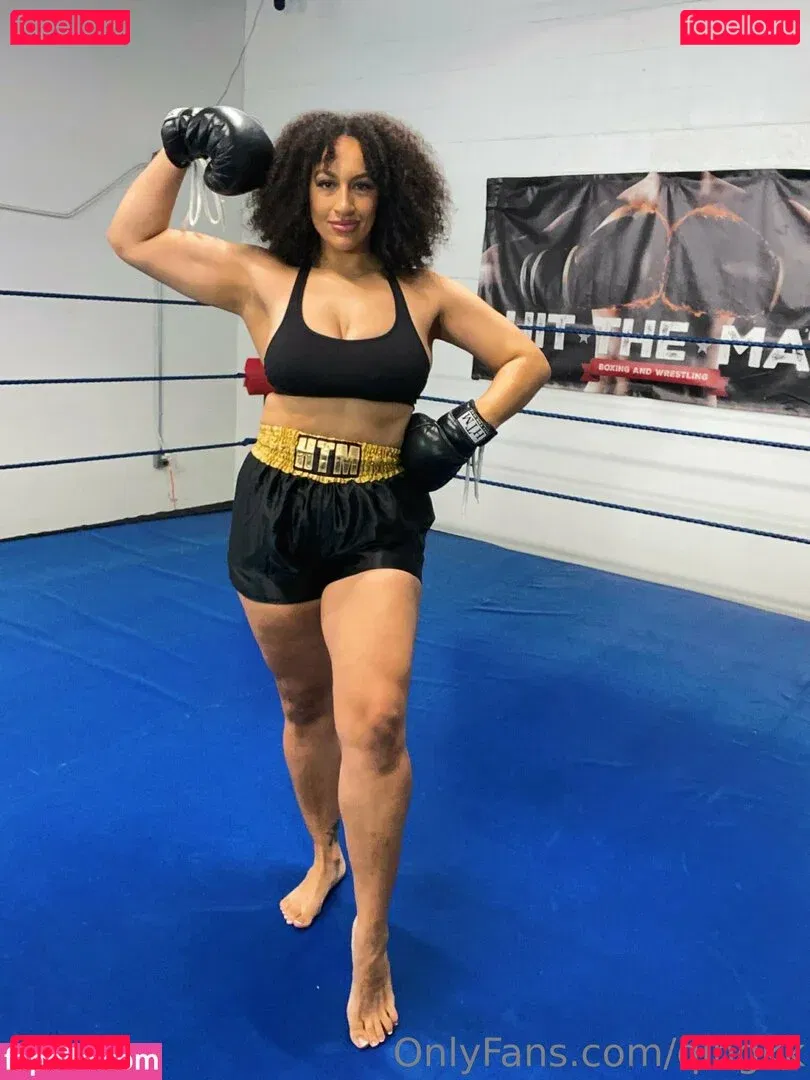 qingkk Onlyfans Photo Gallery 