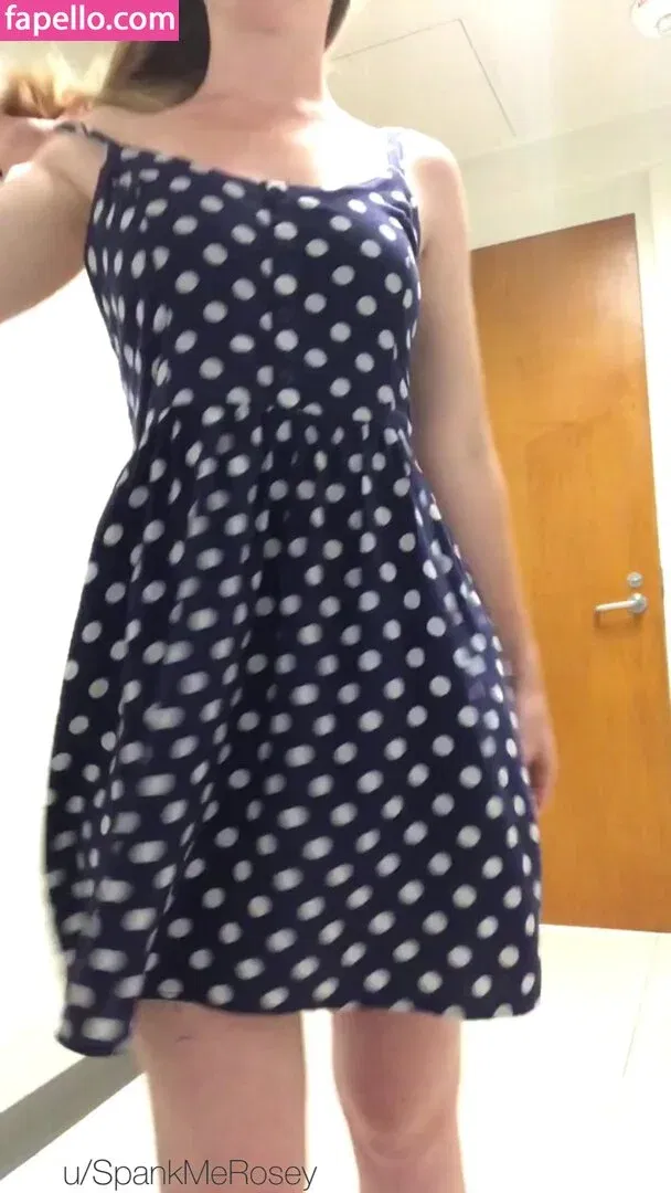 Roseyspanks Onlyfans Photo Gallery 