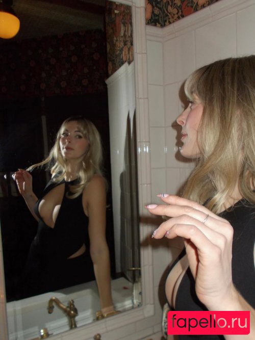 Beez ASMR Nude Onlyfans Photo 25