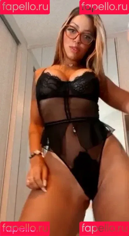Stephanie Silveira Onlyfans Photo Gallery 