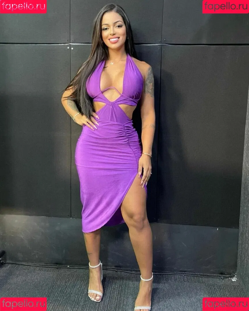 Stephanie Silveira Onlyfans Photo Gallery 