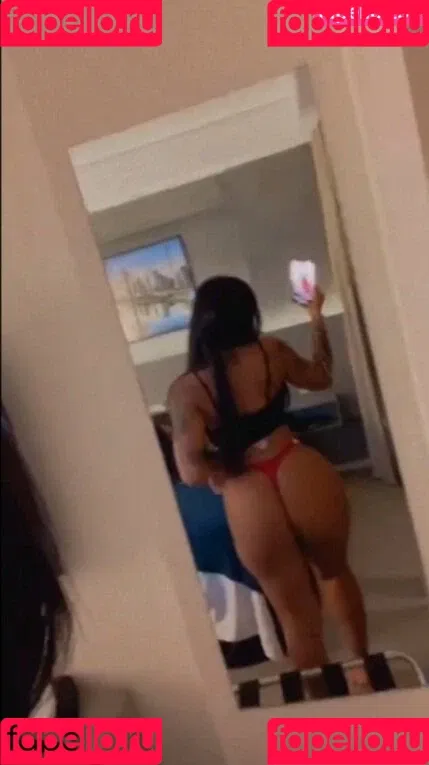 Stephanie Silveira Onlyfans Photo Gallery 
