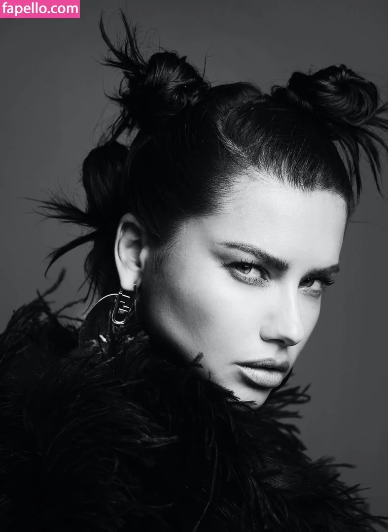 Adriana Lima Onlyfans Photo Gallery 