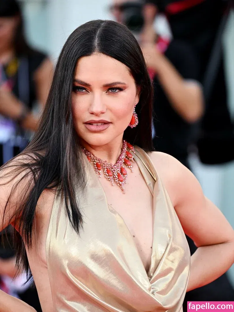 Adriana Lima Onlyfans Photo Gallery 