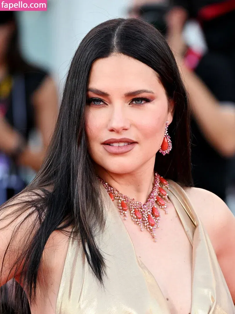 Adriana Lima Onlyfans Photo Gallery 