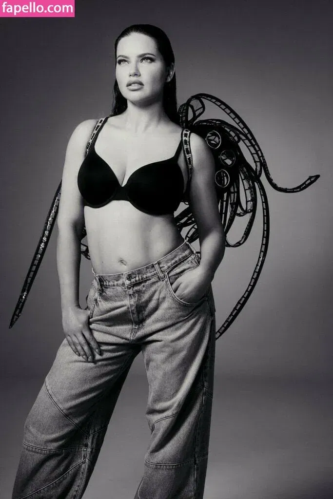 Adriana Lima Onlyfans Photo Gallery 