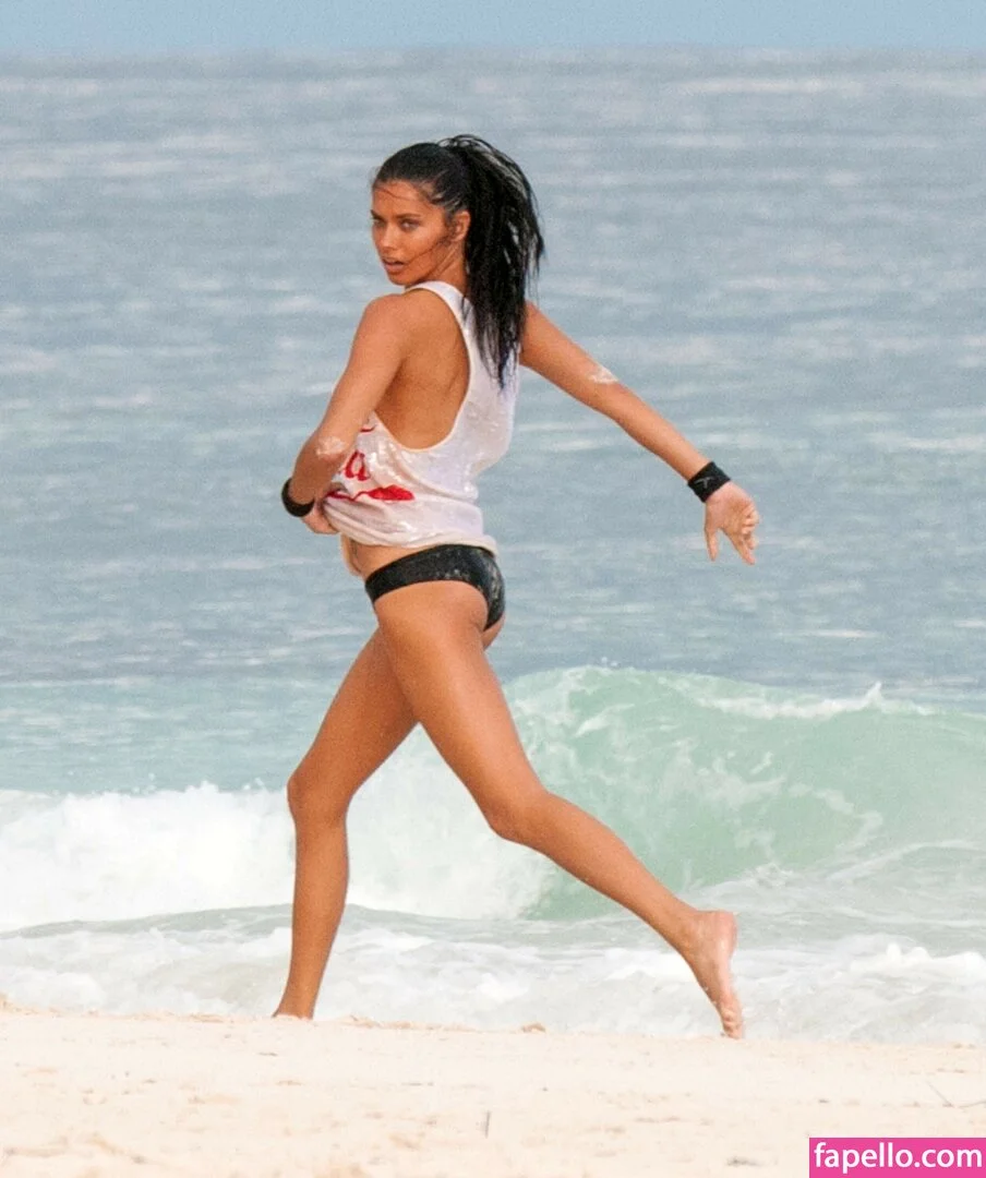 Adriana Lima Onlyfans Photo Gallery 