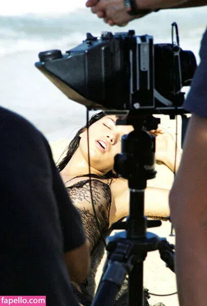 Adriana Lima Onlyfans Photo Gallery 