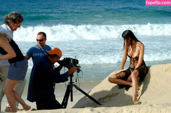 Adriana Lima Onlyfans Photo Gallery 