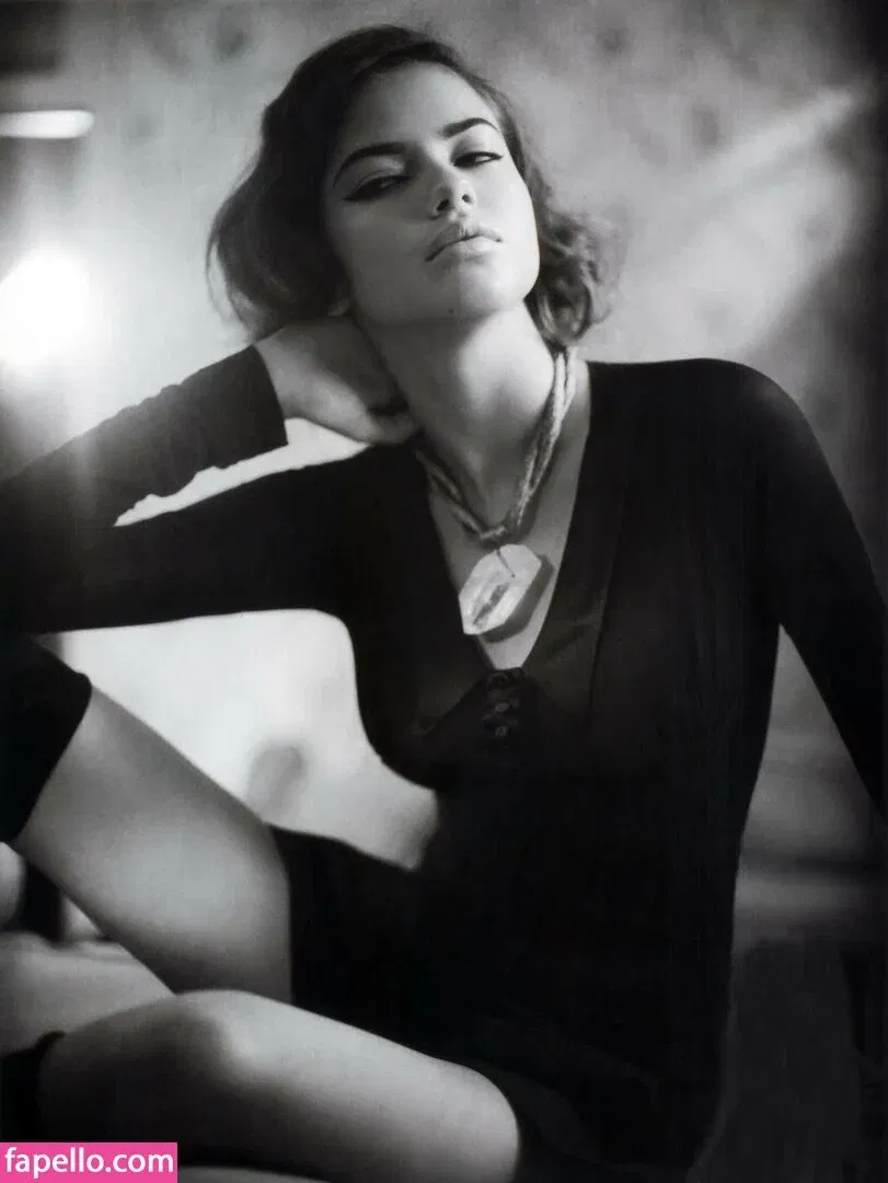 Adriana Lima Onlyfans Photo Gallery 